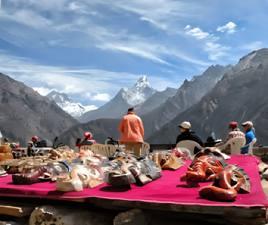Luxury Everest to Ama Dablam BC