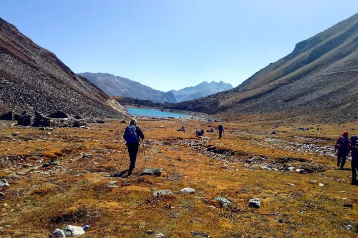 Trekkers-on-Limi-Trek