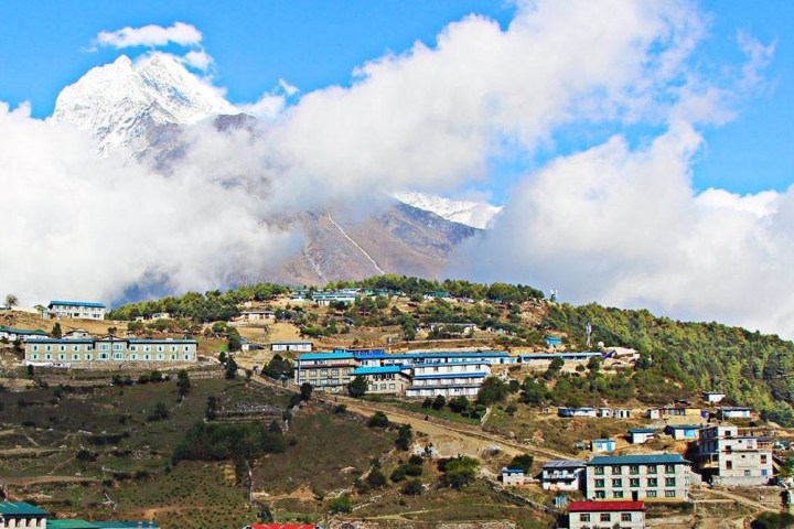 Everest Trek to Namche